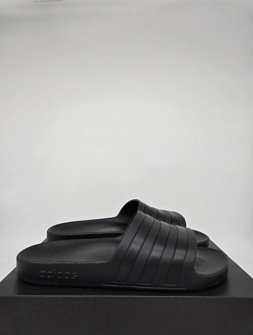 adidas adilette men